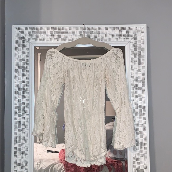 T Party Fashion Tops - Bell sleeved lace top, size small